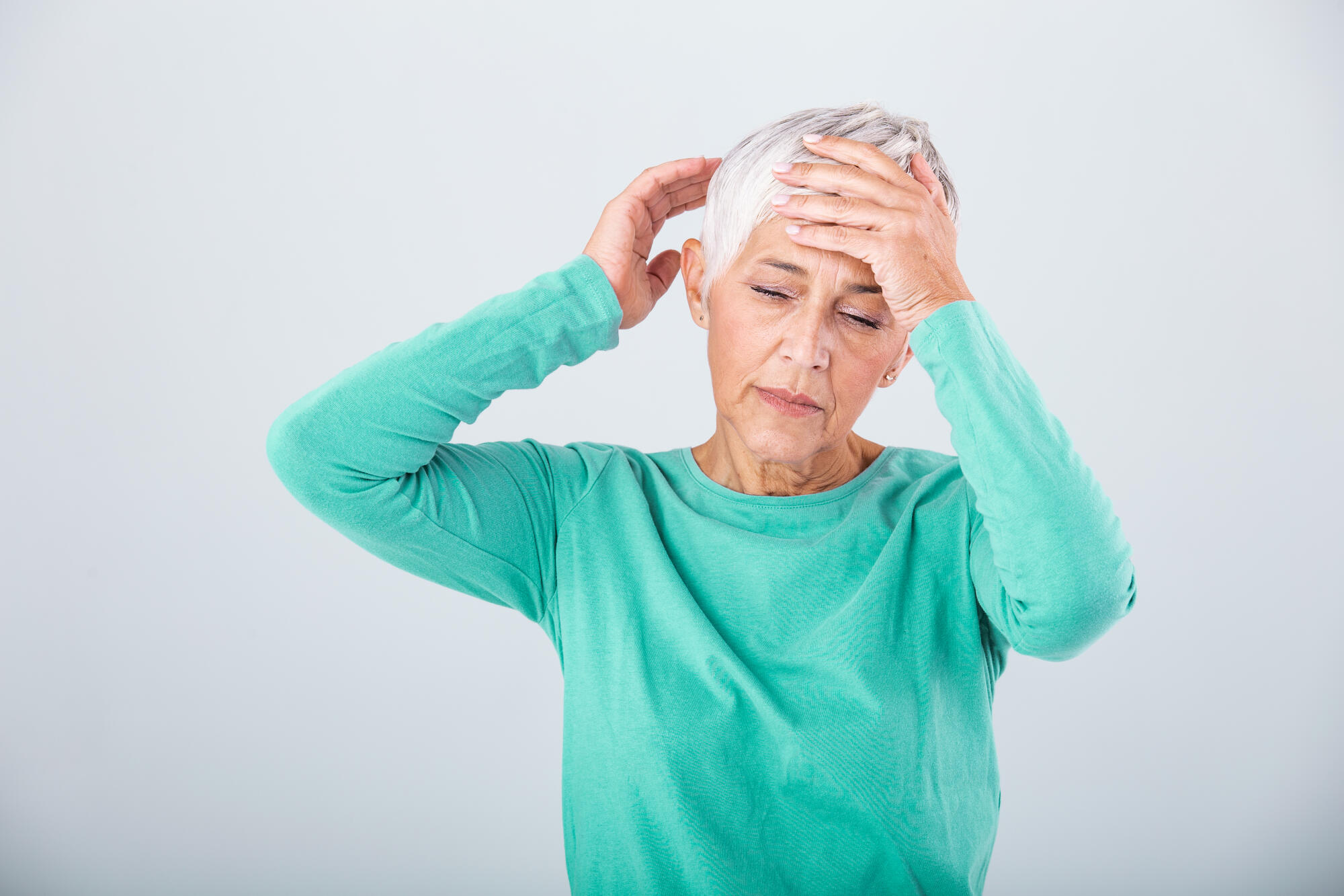 Can Cataracts Cause Headaches? What Seniors Should Know